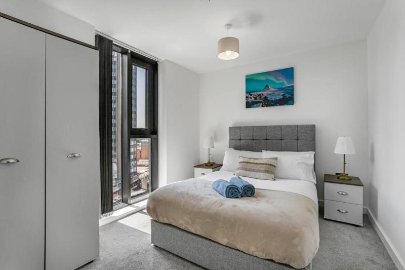 road Street Luxury 2 bed Apt Stay Gym Netflix Concierge - image 30