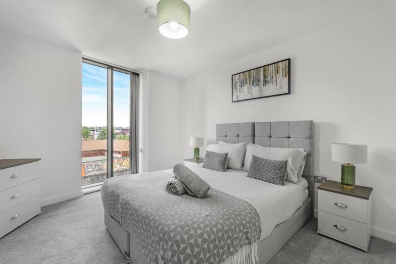 Broad Street 2 bed Apt - Nightlife Gym Concierge - image 28