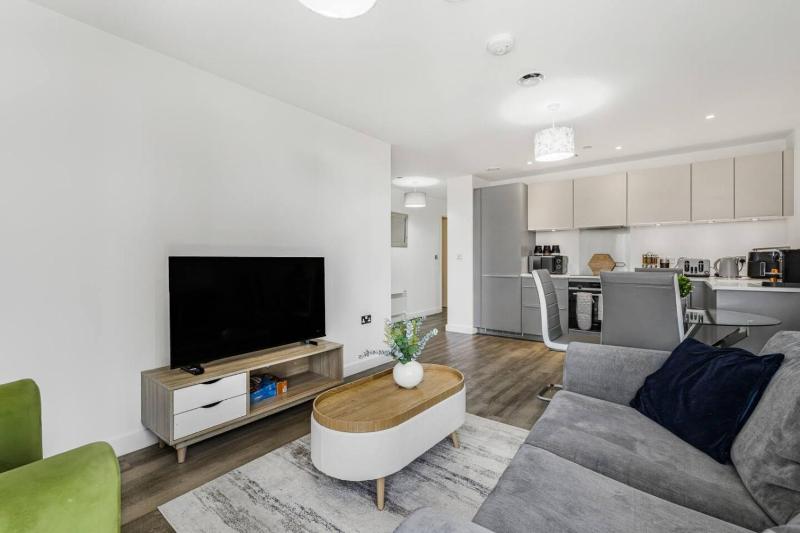 Broad Street 2 bed Apt - Nightlife Gym Concierge - image 35