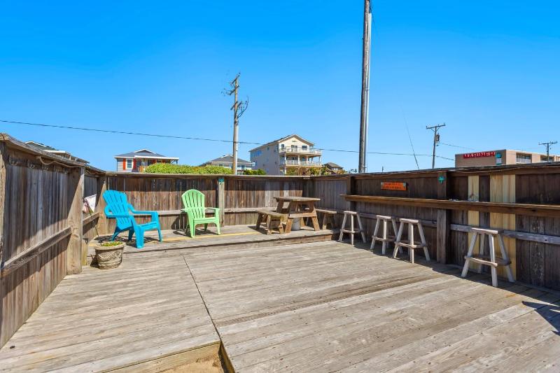 5065 - Flip Flop Inn - image 18