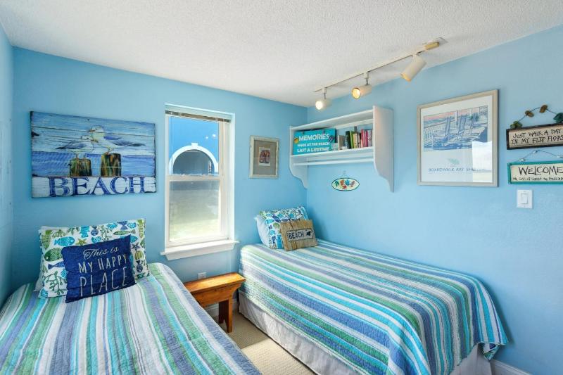 5065 - Flip Flop Inn - image 13