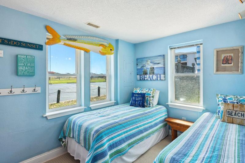 5065 - Flip Flop Inn - image 12