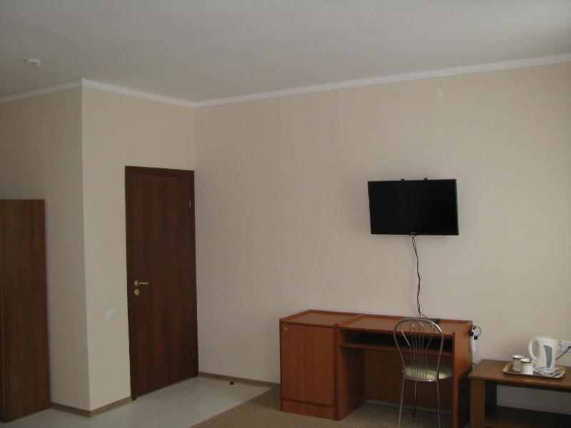 Double Room image 2
