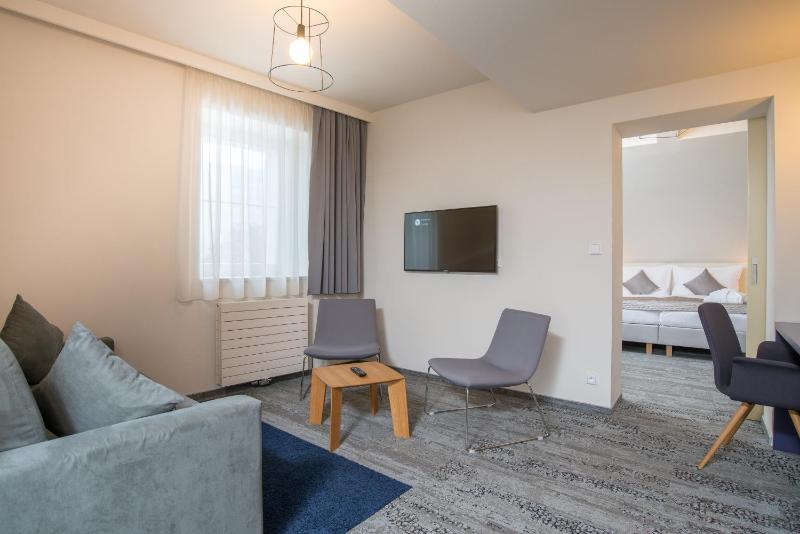 Suite image 4