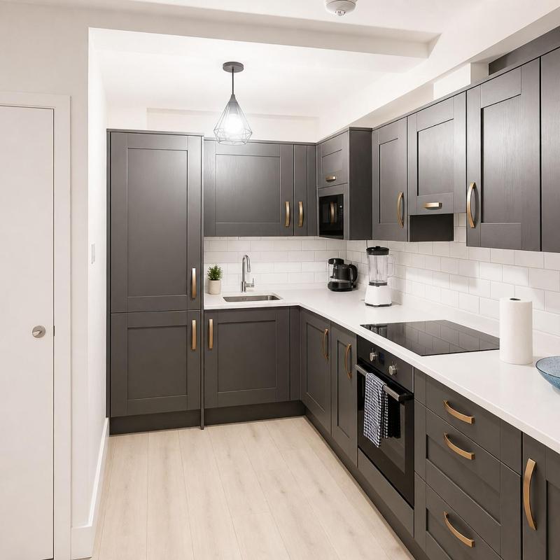 Modern Central Dublin Apartment Near Bolton Square - image 4