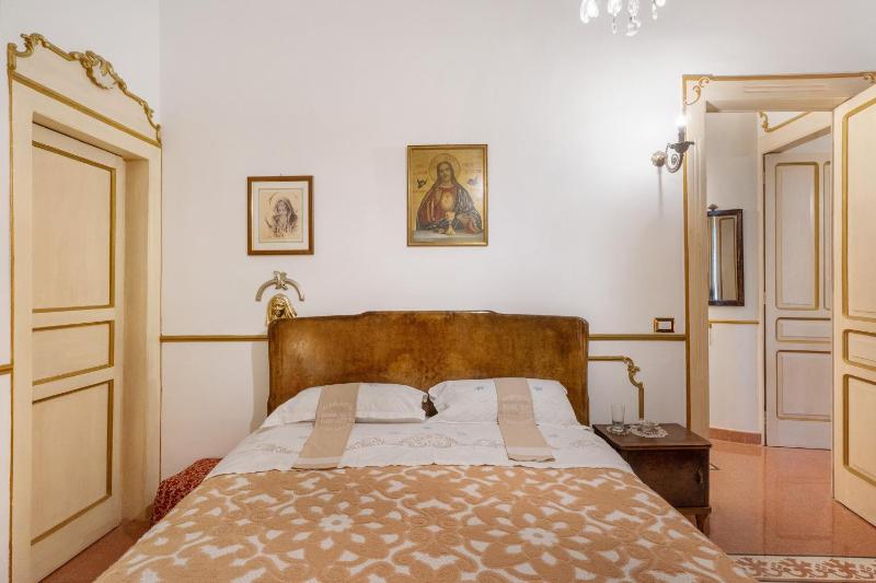Soggiorno Royal Salerno Central - image 4