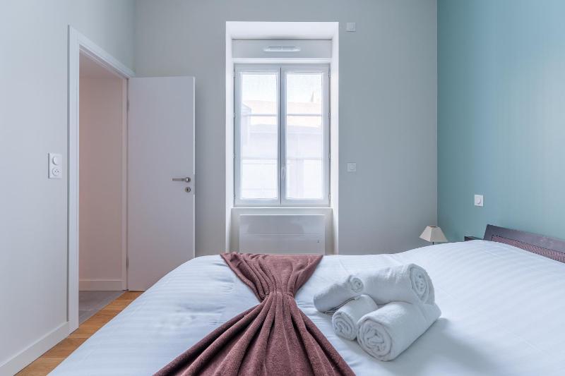 Châteaubriand - Appt pour 4 au cœur de Nantes - image 18
