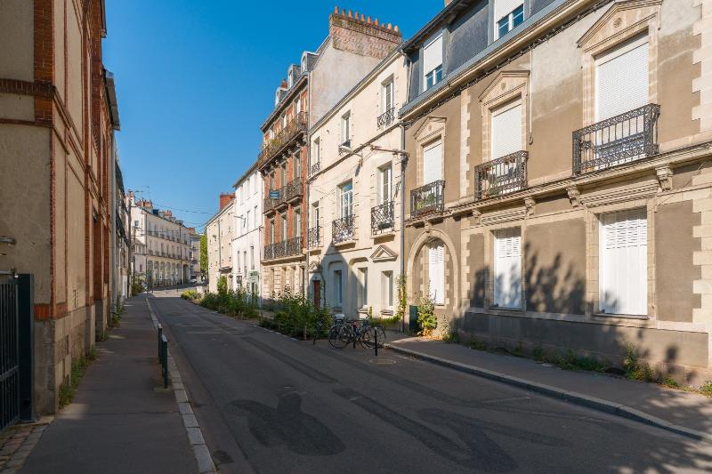 Châteaubriand - Appt pour 4 au cœur de Nantes - image 5