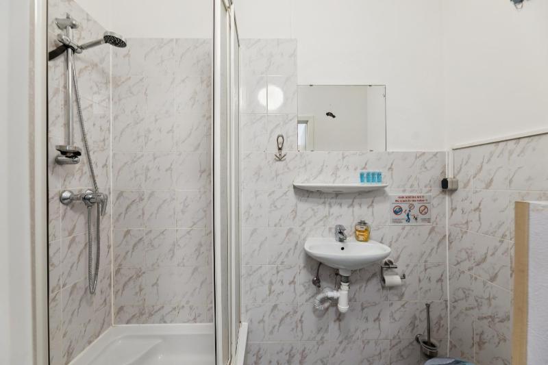 Lemon Suites 6 Apartment Zentral für kleine Gruppen - image 5