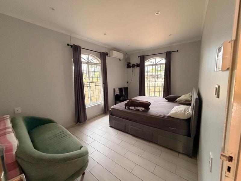 Cozy Family Retreat Secure Gated Home - image 8
