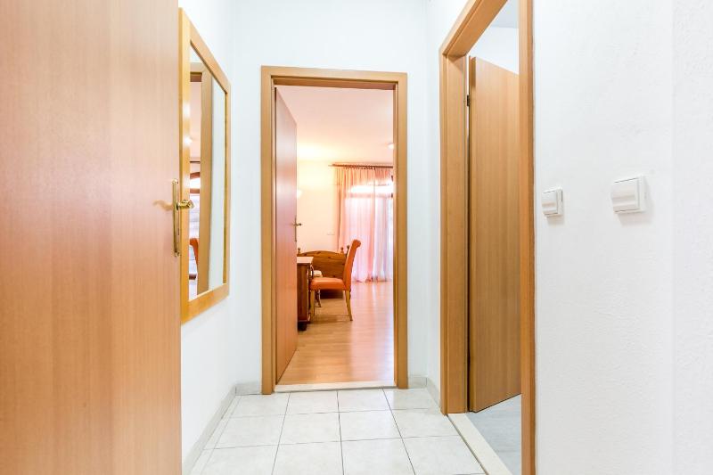 Apartments with parking space Supetar Brac - 18307 - image 41