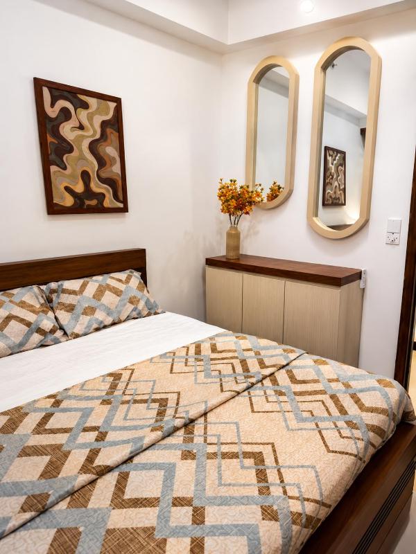 T&T Trizen Luxury 2BR Apartment in 35th floor Colombo Sri Lanka - image 7
