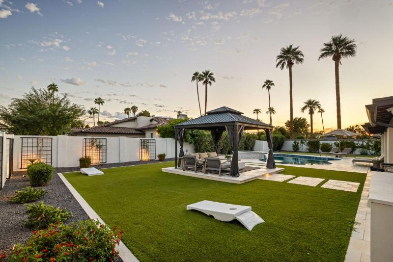 The Scottsdale Clubhouse - image 17