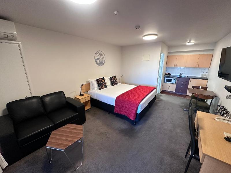 ASURE Centrepoint Motel - image 13