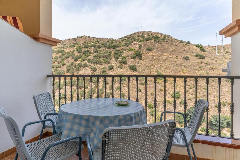 Apartment Mountain View Torrox town - image 4