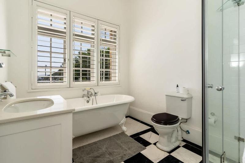 Villa Solara Fresnaye - Views Pool Jacuzzi - image 12