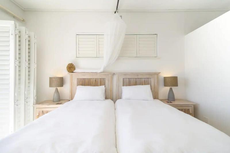 Msangasanga - Superb family Villa in Camps Bay - image 4