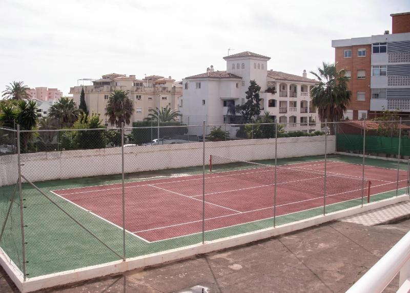 Welcoming studio in Torremolinos 45 m² with shared pool - image 19