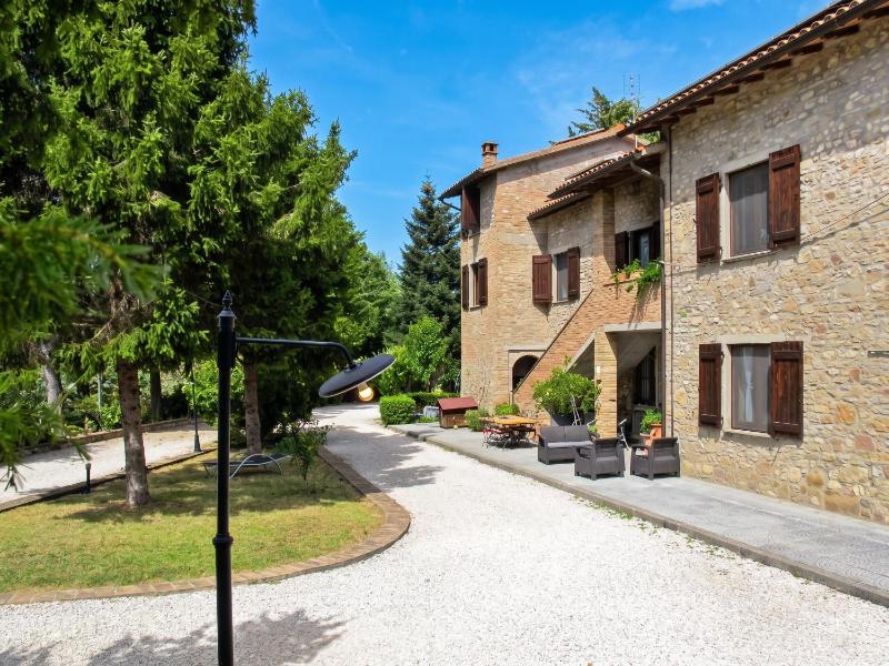 Charming house in Ramazzano - Le Pulci with shared pool - image 33
