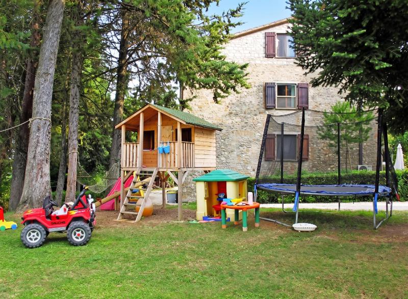 Charming house in Ramazzano - Le Pulci with shared pool - image 28