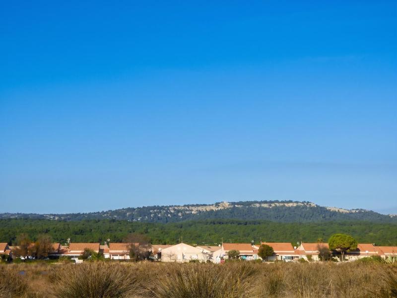 Charmante maison familiale à Gruissan avec terrasse ensoleillée - image 16