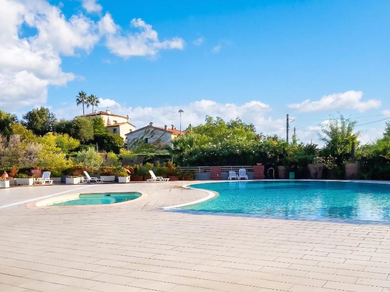 Appartement charmant à Mandelieu-la-Napoule - 50 m² - avec piscine - image 12