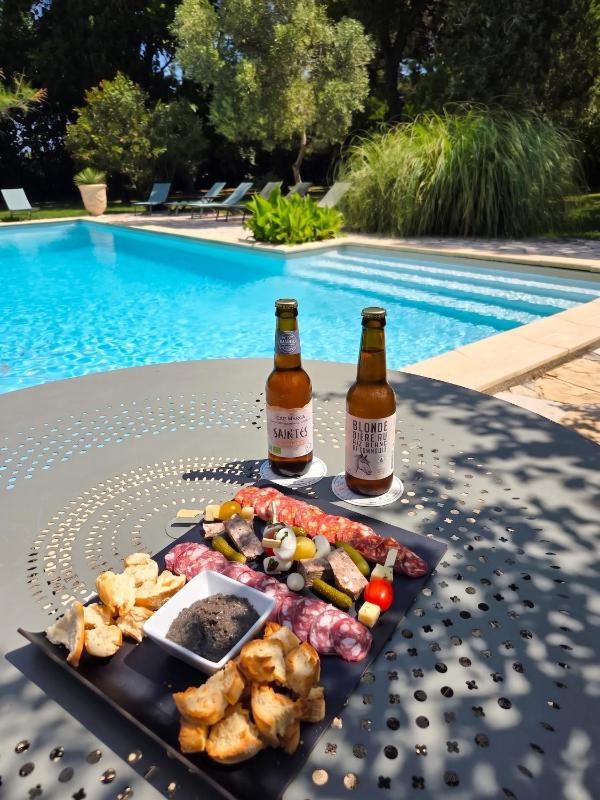 Appartement spacieux à Arles avec piscine et jardin partagé - image 12
