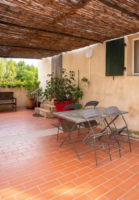 Appartement spacieux à Arles avec piscine et jardin partagé - image 20