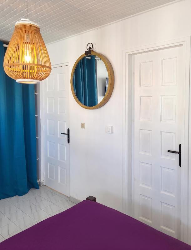 Appartement lumineux avec terrasse à Les Trois-Îlets - image 12