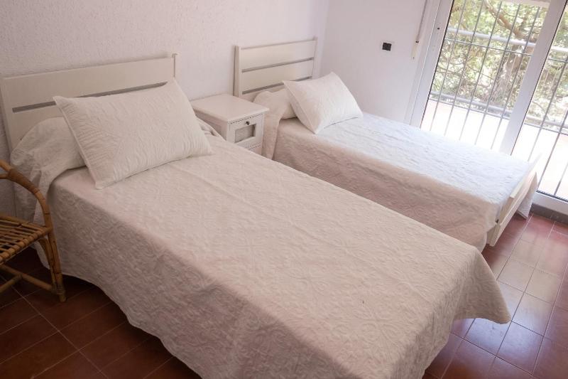 Spacious house in Platja d'Aro - image 5