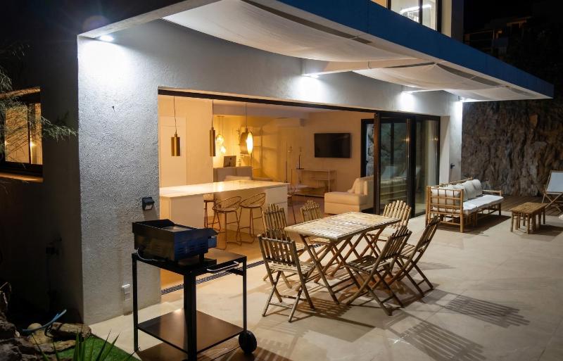 Villa avec piscine privée à Bormes-les-Mimosas - image 31