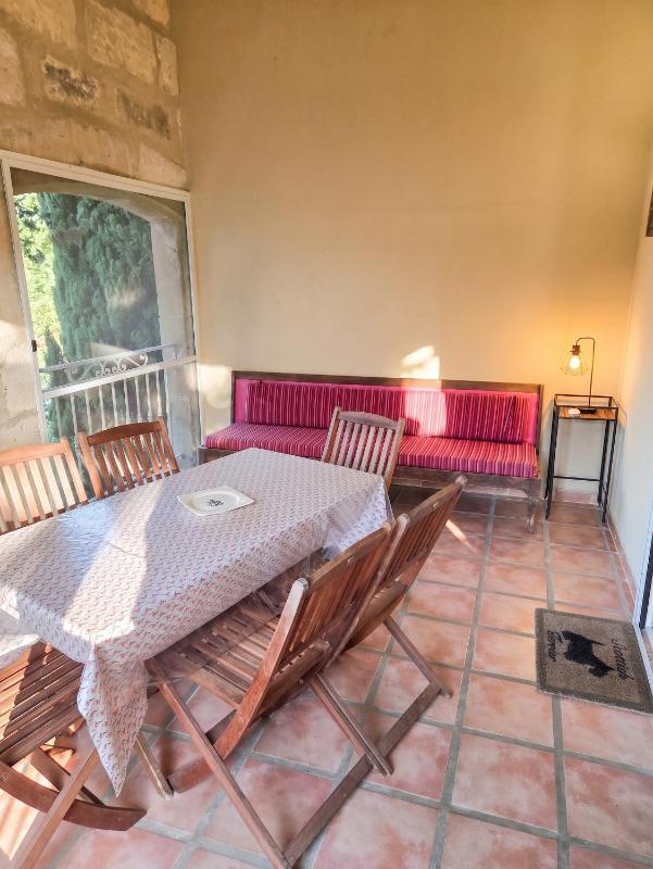 Appartement spacieux à Arles avec piscine et jardin partagé - image 24