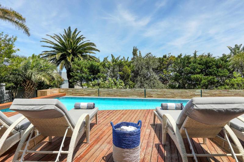 Anella - Luxurious & stylish with panoramic views - image 9