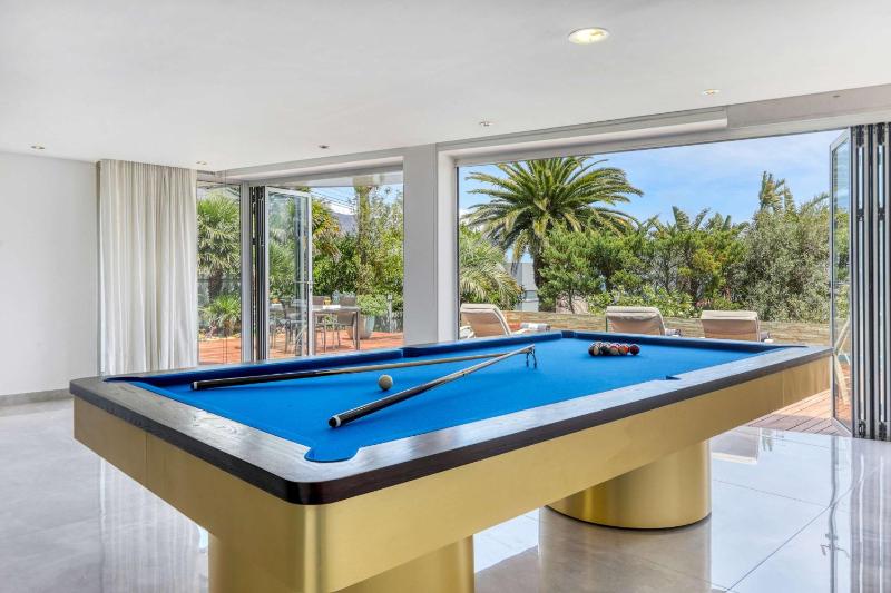 Anella - Luxurious & stylish with panoramic views - image 12