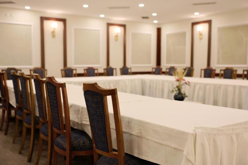 Akyuz Hotel - image 10