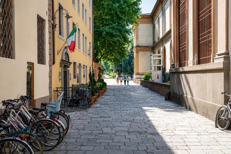 Casa di Autore in Center Town - image 50