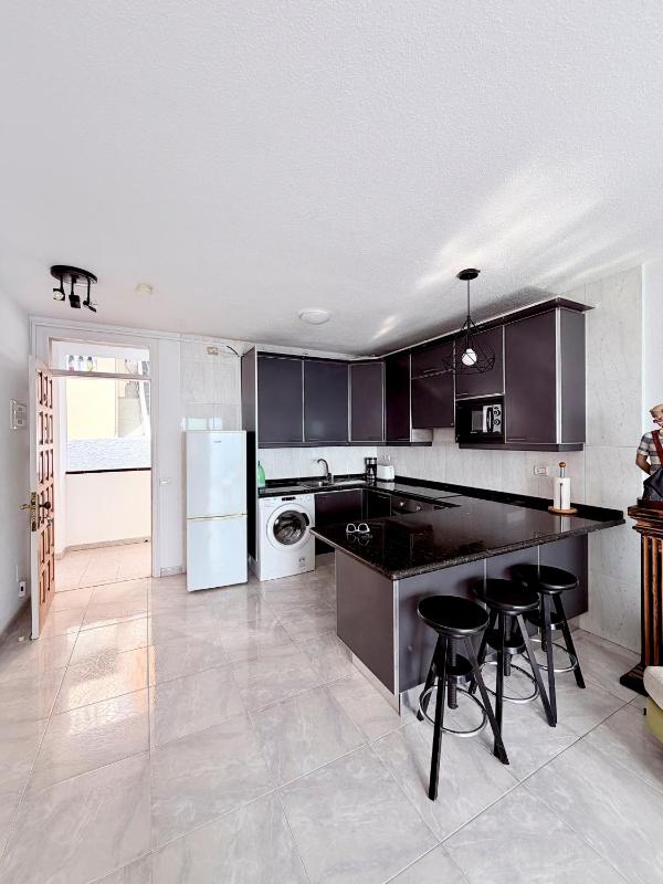 Sunset & Ocean Views Beachfront Apartment LG501 - image 34