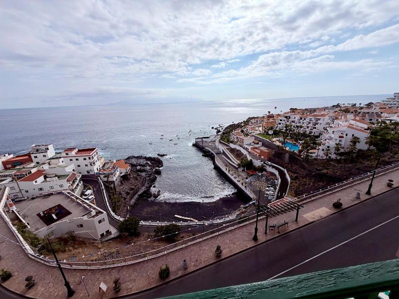 Sunset & Ocean Views Beachfront Apartment LG501 - image 18