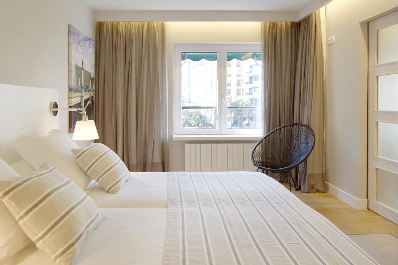 Three-Bedroom Apartment image 3