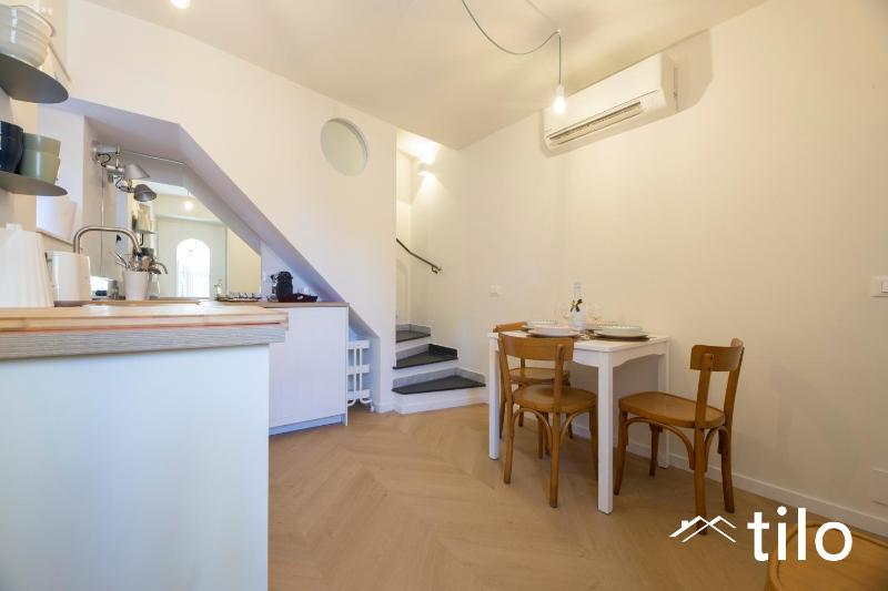 Beach 2Min | 2BR| WIFI|A/C| by Tilo - image 15