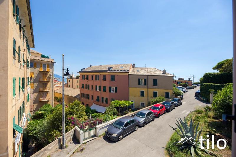 Beach 2Min | 2BR| WIFI|A/C| by Tilo - image 36