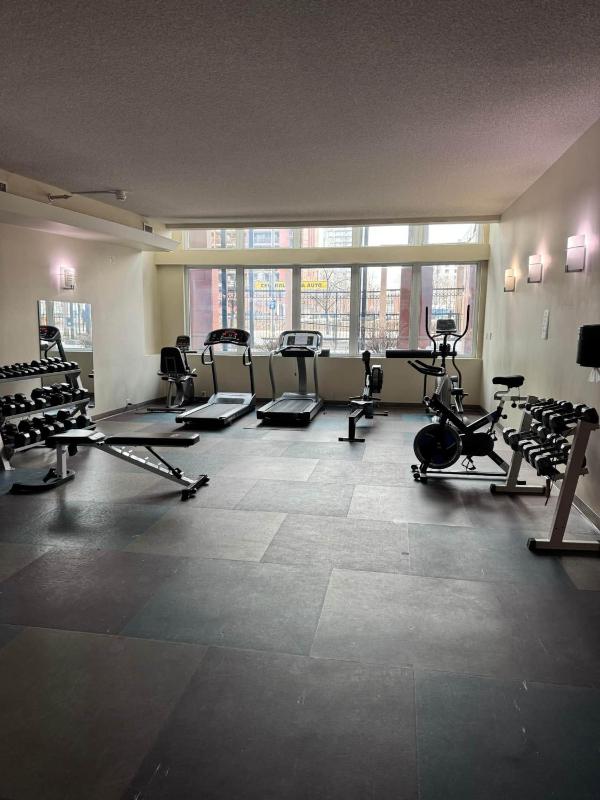 Chic Downtown Suite w/ AC & Parking | Near Rogers - image 14