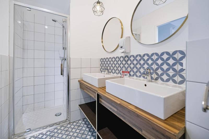 Le Couvent - Hostel - image 40