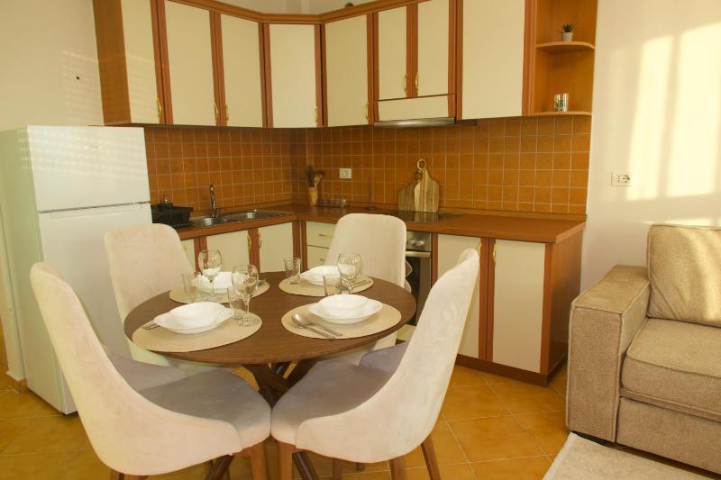 Sunset Sea View Apartment - image 11