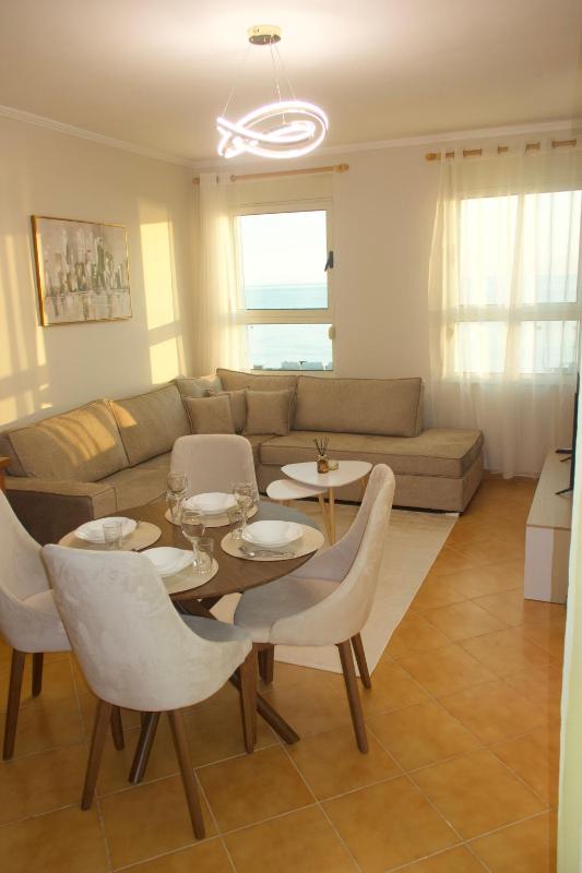 Sunset Sea View Apartment - image 4