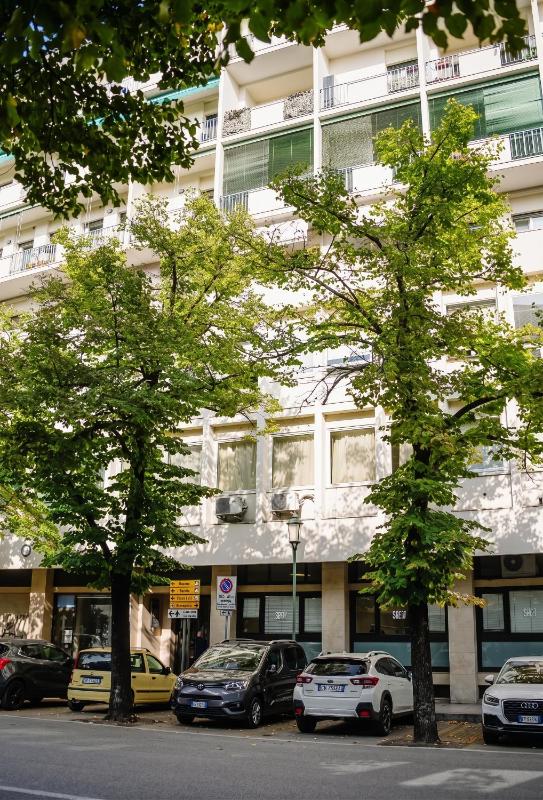 Bright apartment in Verona with private entrance and A/C - image 2