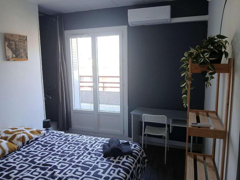 Geoffrey – T2 avec 2 balcons vue panoramique • 4 pers • Grenoble - image 2