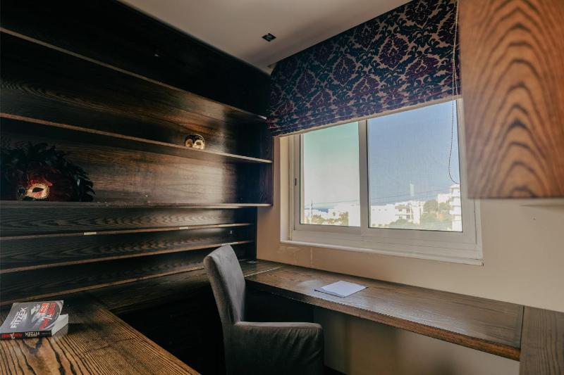 Luxury Penthouse with Jacuzzi and Stunning Views By Buena Vista - image 7