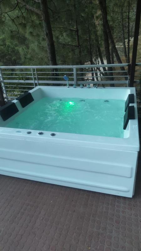 The Maharaja Retreat I Jacuzzi I Vacations l Pet friendly & 3 Bedroom Villa I Family Events I Sky Bonfire I Kasauli By Exotic Stays - image 28