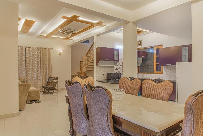 The Maharaja Retreat I Jacuzzi I Vacations l Pet friendly & 3 Bedroom Villa I Family Events I Sky Bonfire I Kasauli By Exotic Stays - image 21